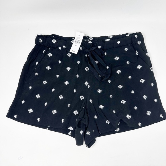 Loft Floral Embroidered Shorts - Picture 1 of 4
